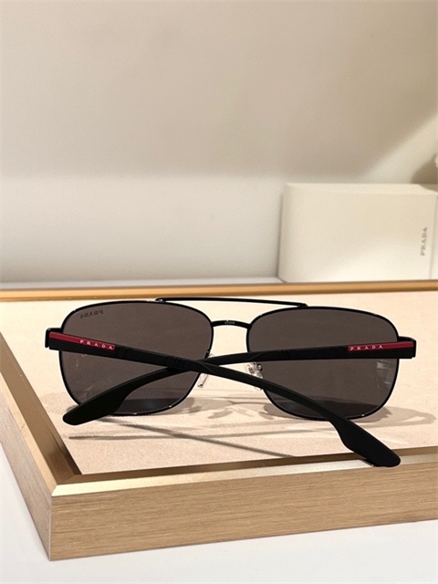 prada sunglass-514